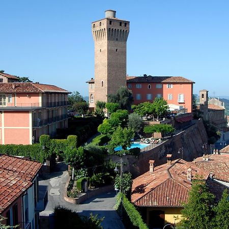 Hotel Castello Di Santa Vittoria Santa Vittoria dʼAlba Exterior foto